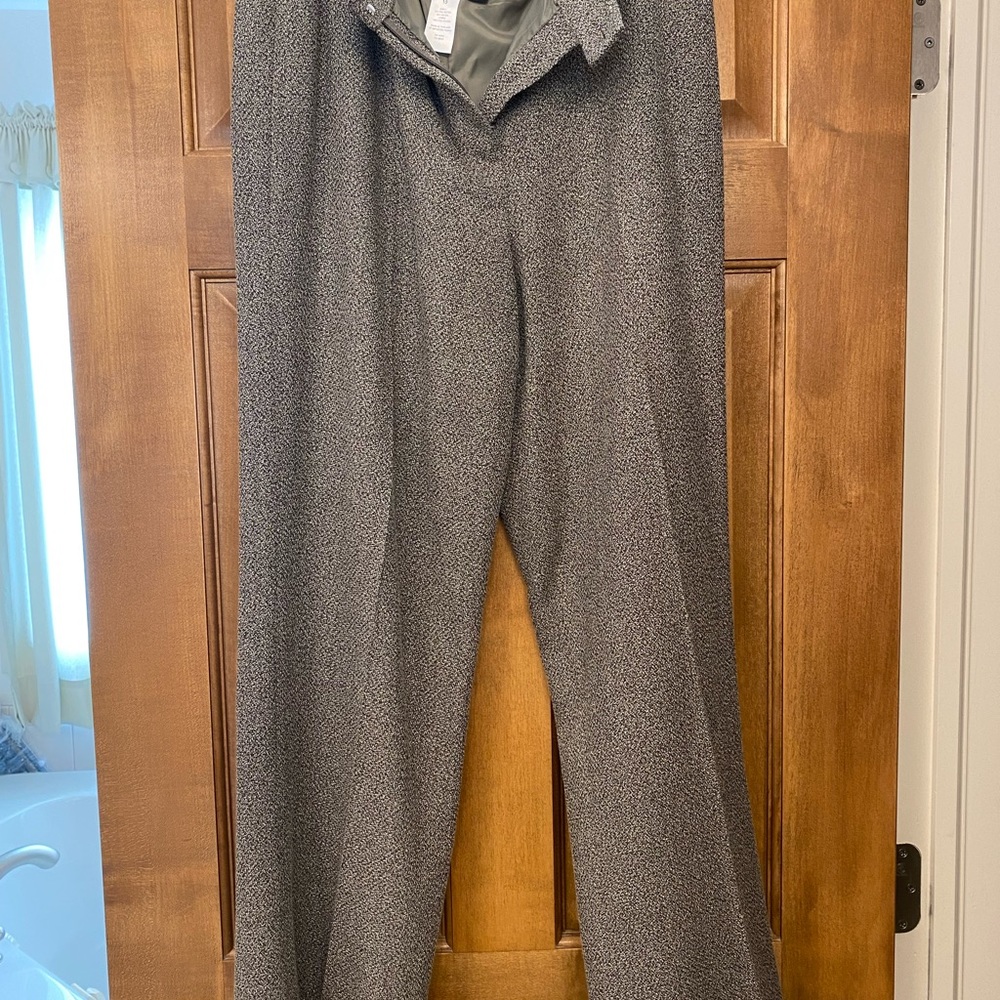 Women’s dress pants
